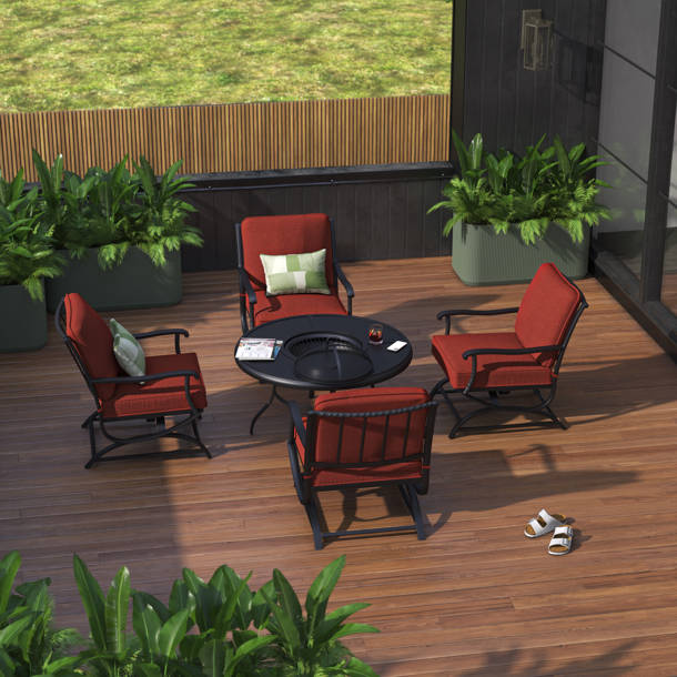 Mercury Row® Crosson Rectangular 4 Person Outdoor Dining Set